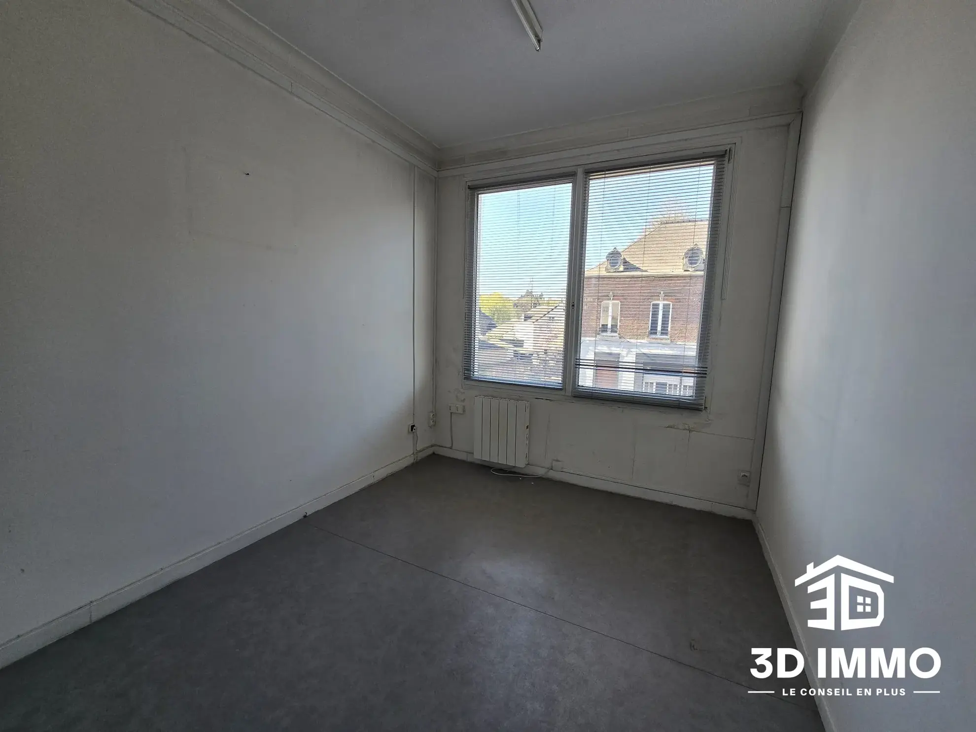 Immeuble professionnel à vendre à Avesnes-sur-Helpe - Opportunité idéale 