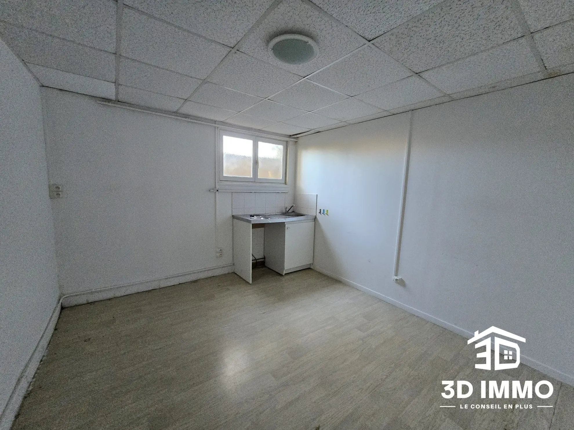 Immeuble professionnel à vendre à Avesnes-sur-Helpe - Opportunité idéale 