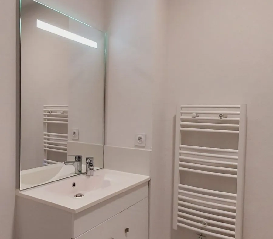 Studio lumineux et meublé de 21,70 m² à Toulouse en résidence étudiante 