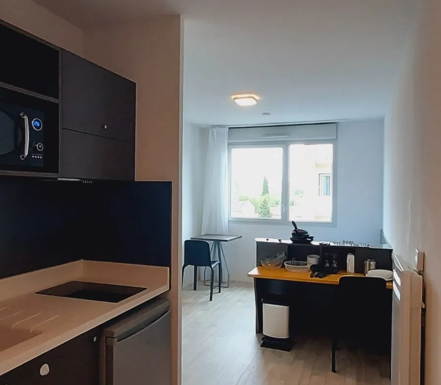 Studio lumineux et meublé de 21,70 m² à Toulouse en résidence étudiante 