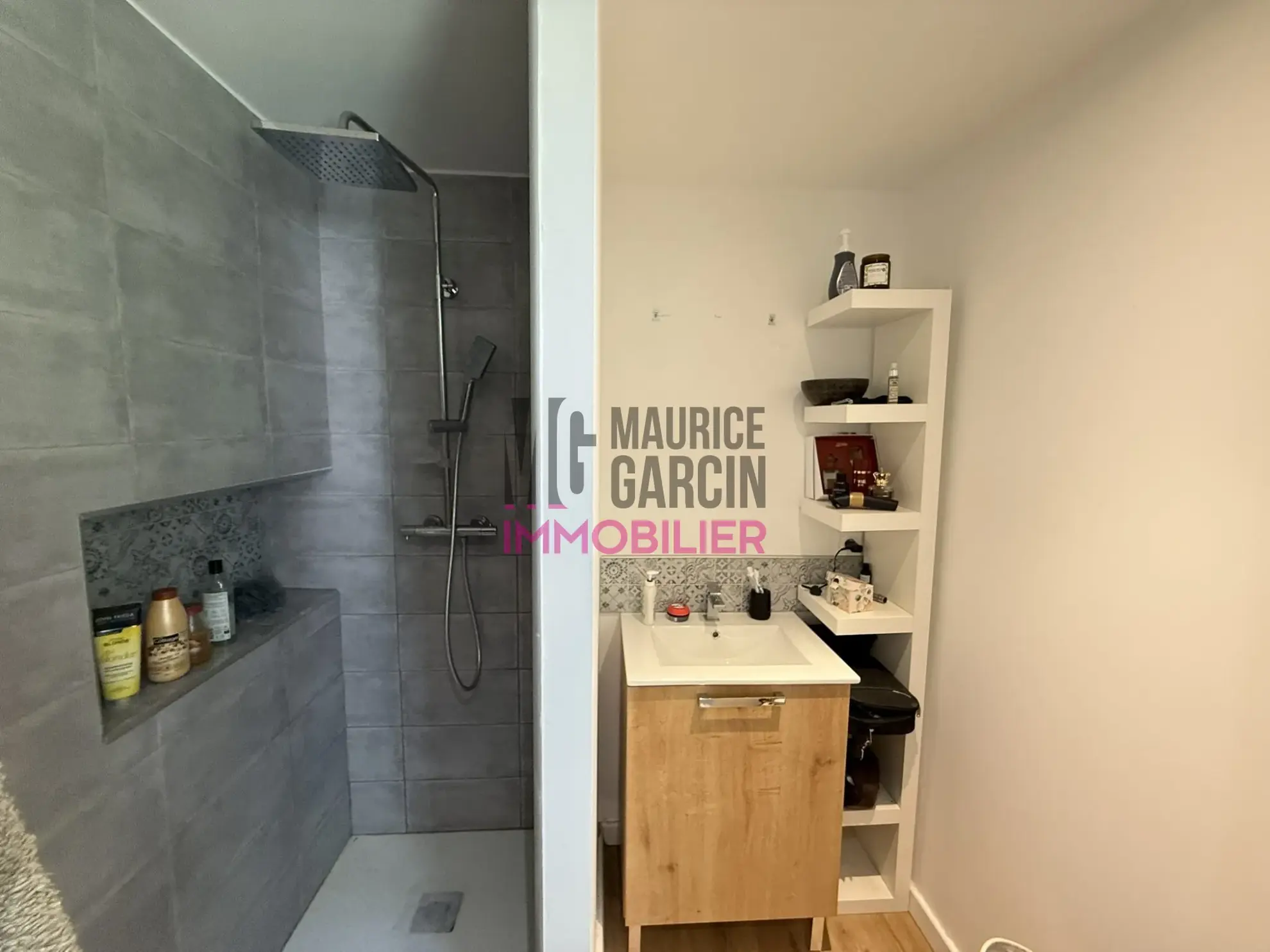 Appartement T2 à vendre loué à Orange avec cave et vue sur la Meyne 