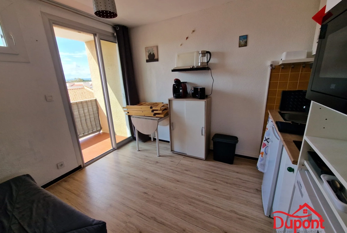 Appartement rénové avec vue mer à Canet-en-Roussillon – Idéal vacances ou location 