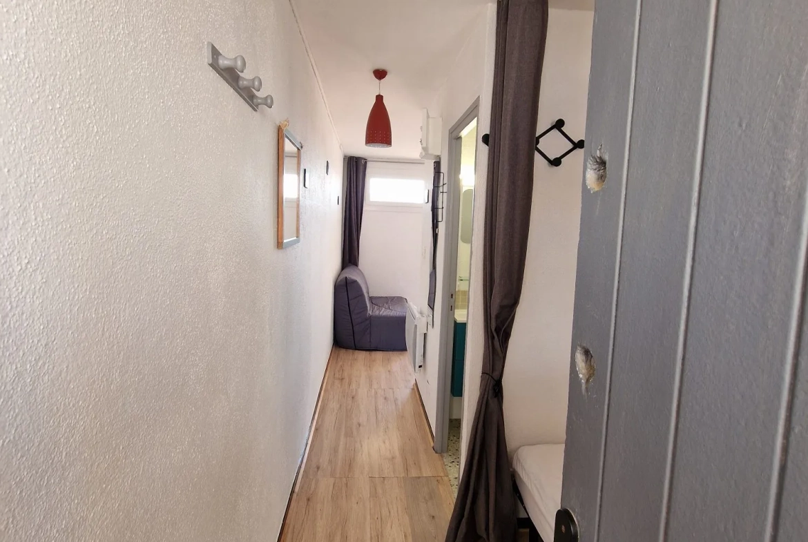 Appartement rénové avec vue mer à Canet-en-Roussillon – Idéal vacances ou location 
