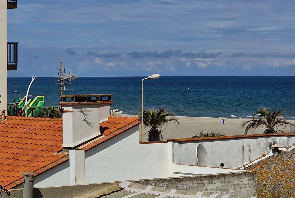 Appartement rénové avec vue mer à Canet-en-Roussillon – Idéal vacances ou location 