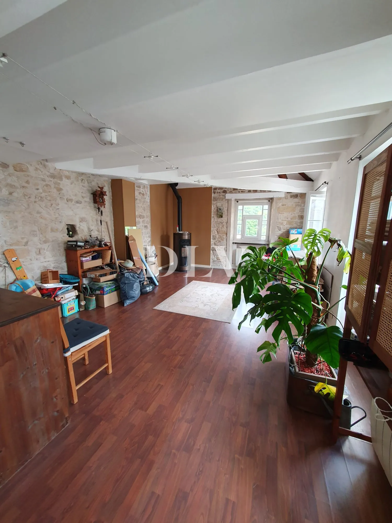 Charmant studio duplex de 42 m² à Fontainebleau, proche centre et commodités 