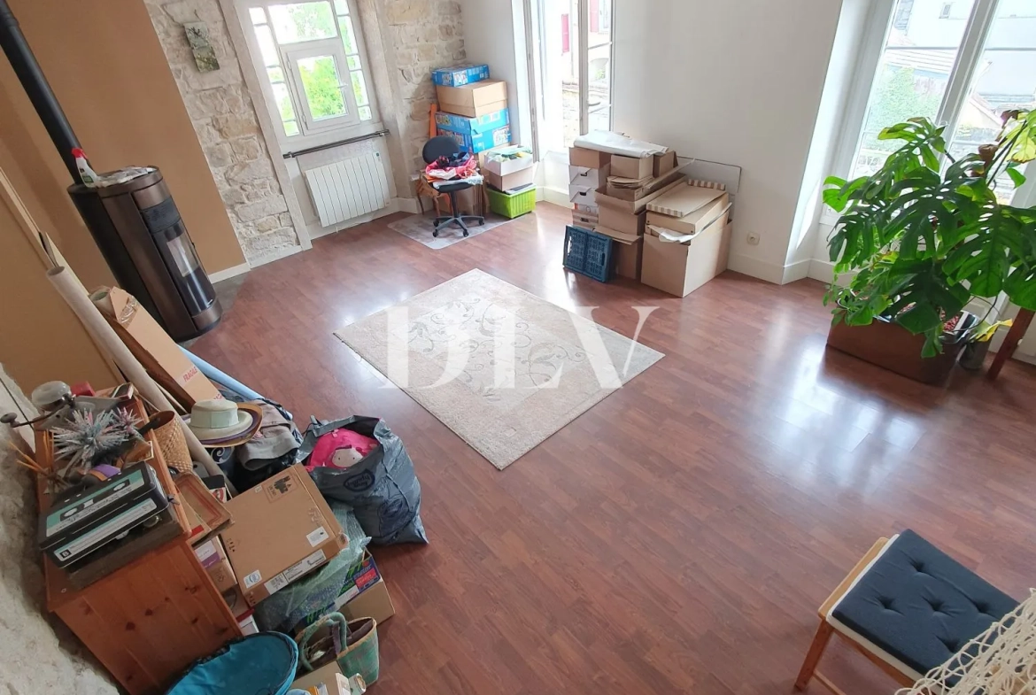 Charmant studio duplex de 42 m² à Fontainebleau, proche centre et commodités 