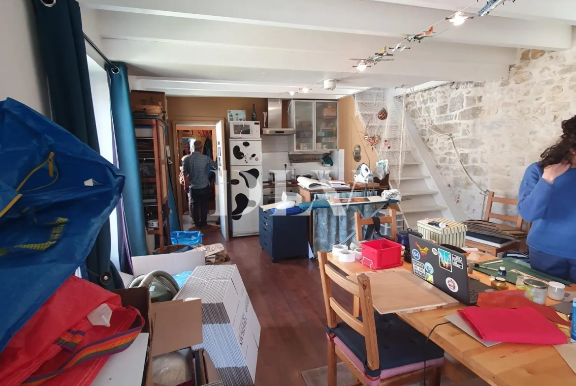 Charmant studio duplex de 42 m² à Fontainebleau, proche centre et commodités 