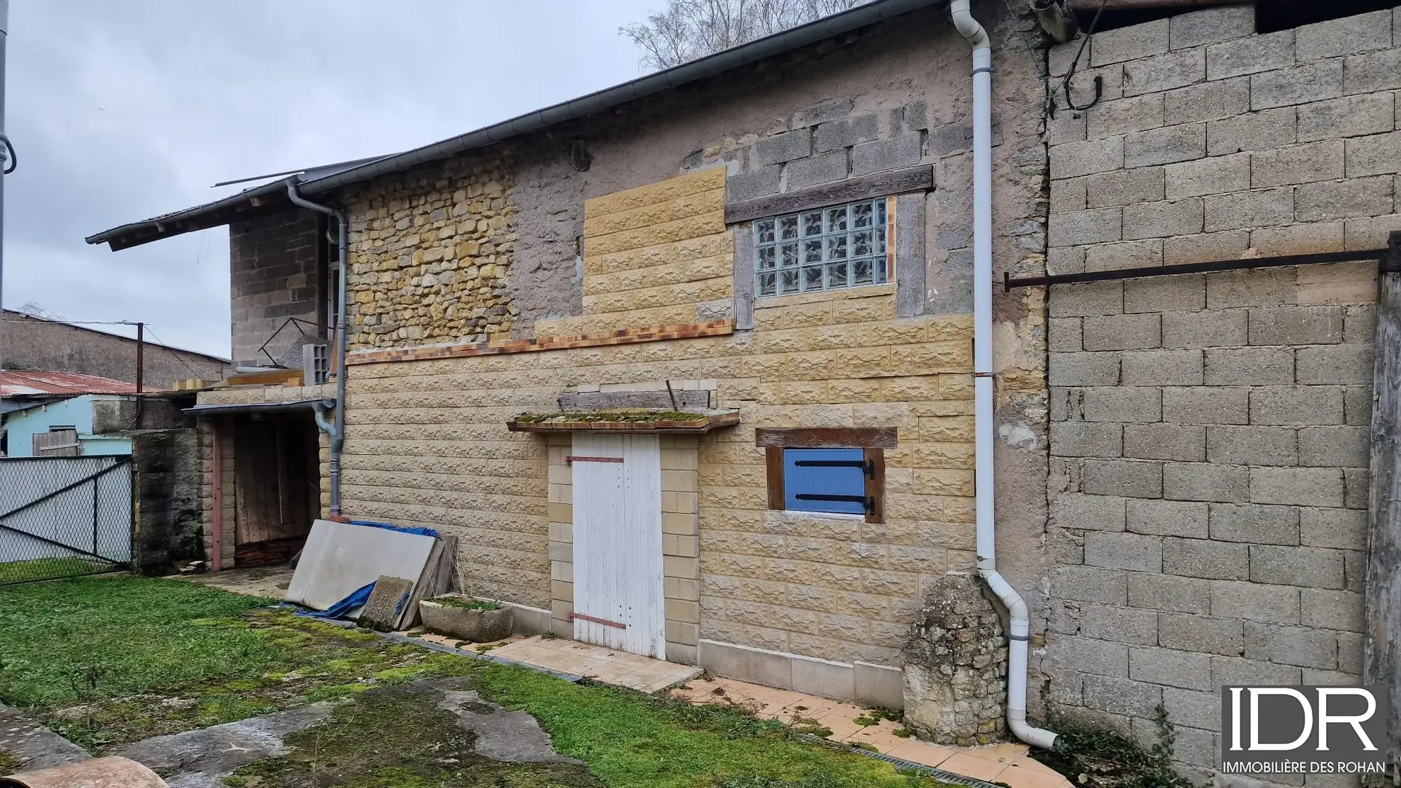 Vend deux maisons à rénover à Wuisse – Opportunité rare 