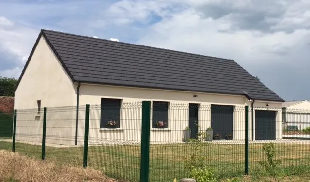 Maison de plain-pied neuve à Meung-sur-Loire - 70 m², terrain 440 m² 