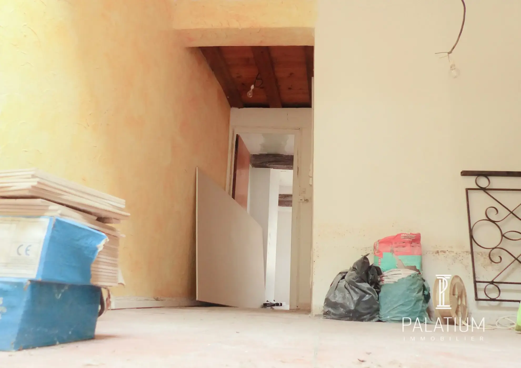Appartement duplex 55 m² à Mézel, idéal investissement ou résidence secondaire dans les Alpes-de-Haute-Provence 