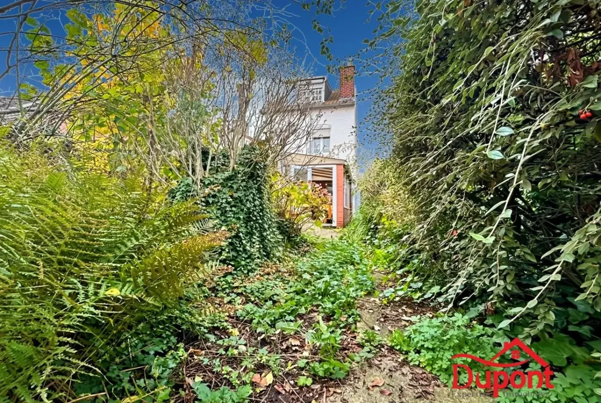 Maison individuelle à Valenciennes avec jardin et garage - Opportunité à saisir 