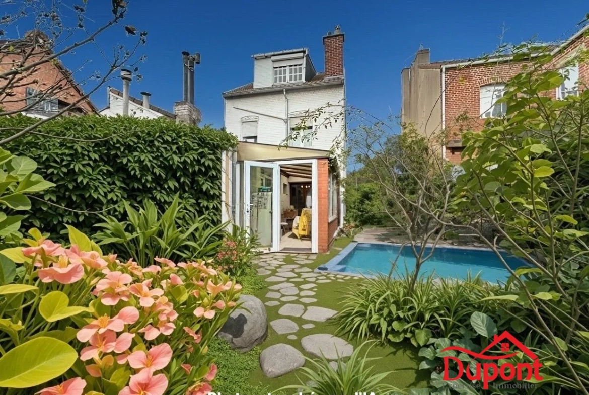 Maison individuelle à Valenciennes avec jardin et garage - Opportunité à saisir 