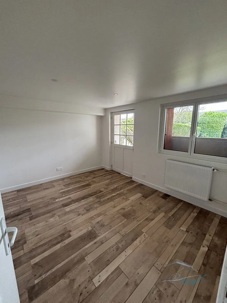 Appartement F3 avec jardin privatif à Lardy, faible charges, proche commodités 