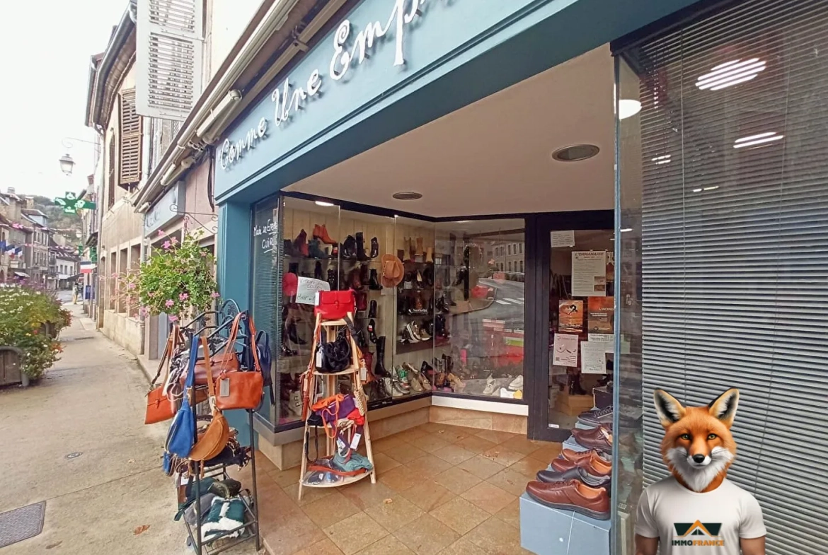 Fonds de commerce à vendre à Ornans - Boutique de 89 m² dans le centre-ville 