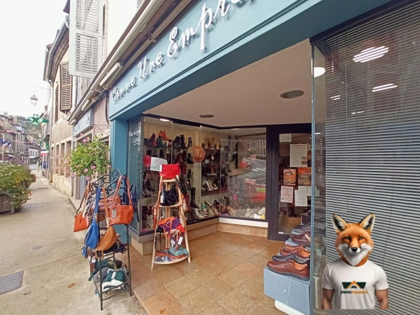 Fonds de commerce à vendre à Ornans - Boutique de 89 m² dans le centre-ville