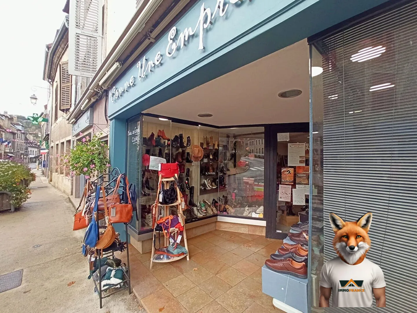 Fonds de commerce à vendre à Ornans - Boutique de 89 m² dans le centre-ville 