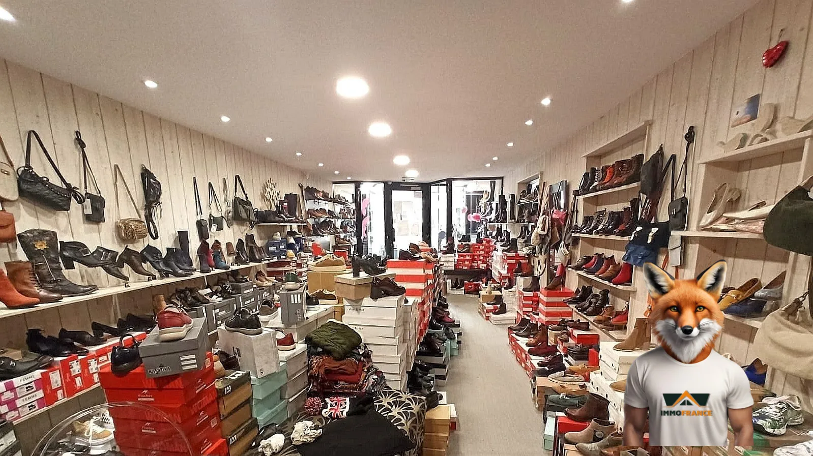 Fonds de commerce à vendre à Ornans - Boutique de 89 m² dans le centre-ville 