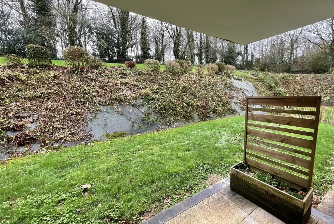 Appartement T3 loué avec cave et parking à Quimper, résidence récente 2014 