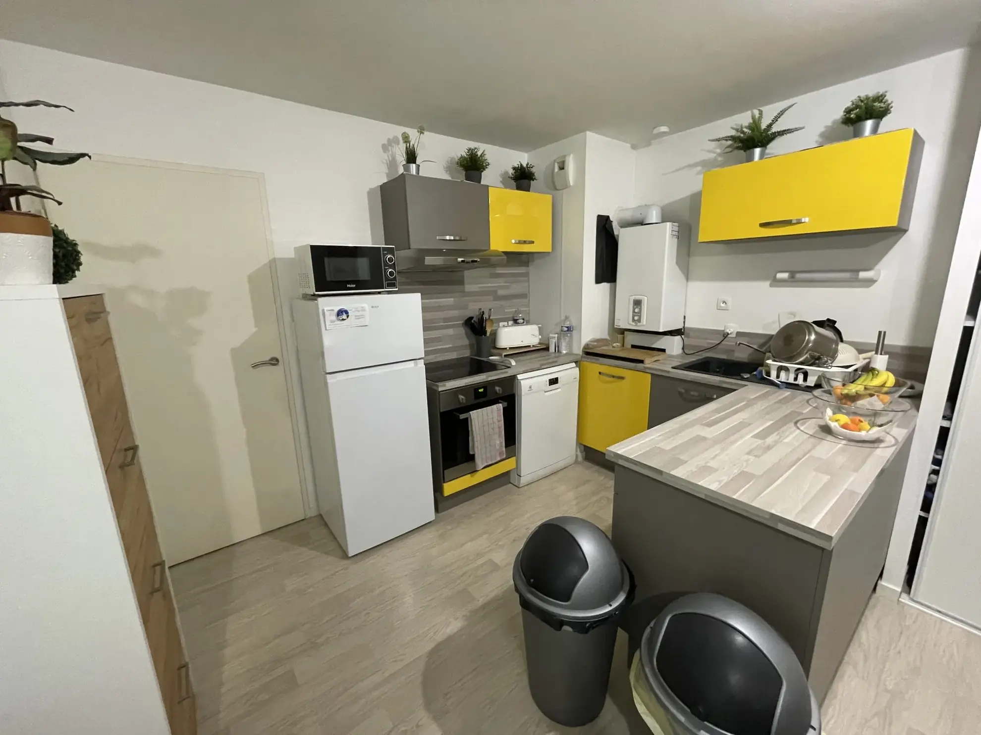 Appartement T3 loué avec cave et parking à Quimper, résidence récente 2014 