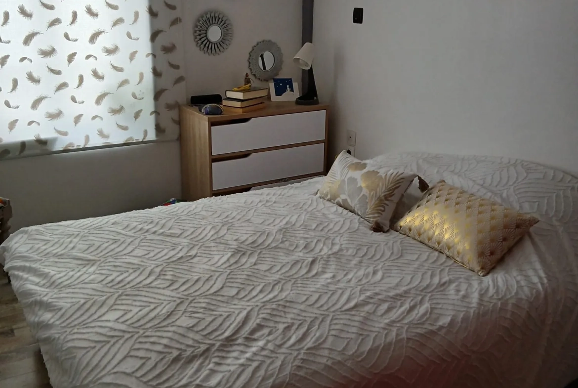 Maison ancienne rénovée de 78,75 m² avec jardin à Beaujeu, 69430 