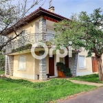 Maison à vendre à Idron de 123 m² avec grand terrain et garage