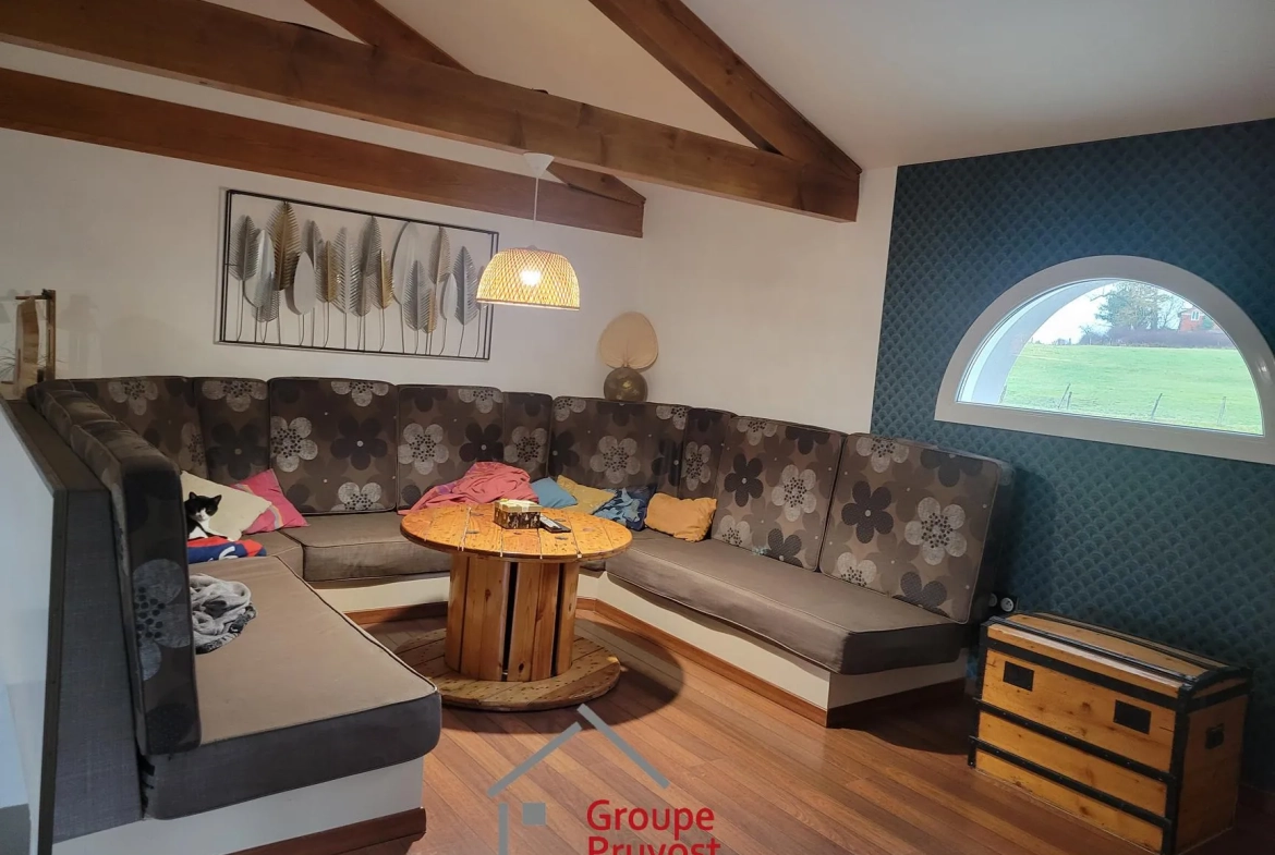 Magnifique maison rénovée de 150 m² avec 4 chambres, vue panoramique près de Roanne 