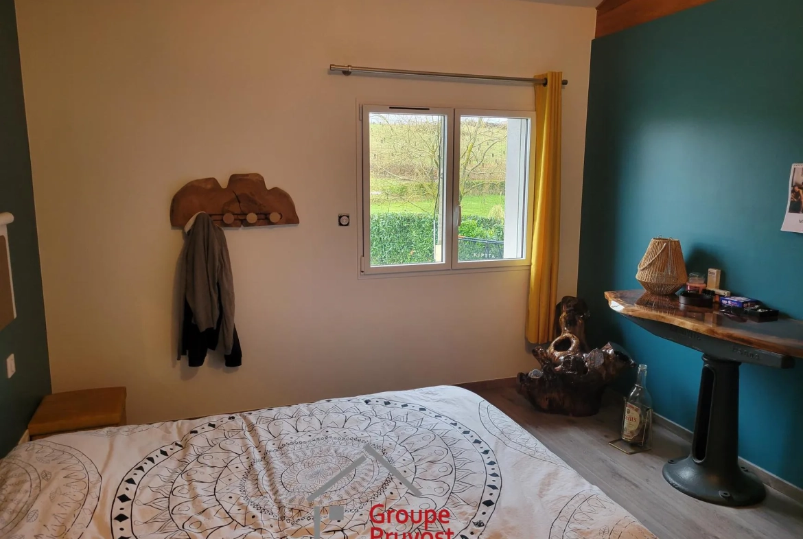 Magnifique maison rénovée de 150 m² avec 4 chambres, vue panoramique près de Roanne 