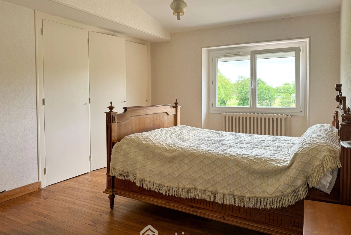 Maison en pierre à Sévremont avec jardin et garage - 116m² 