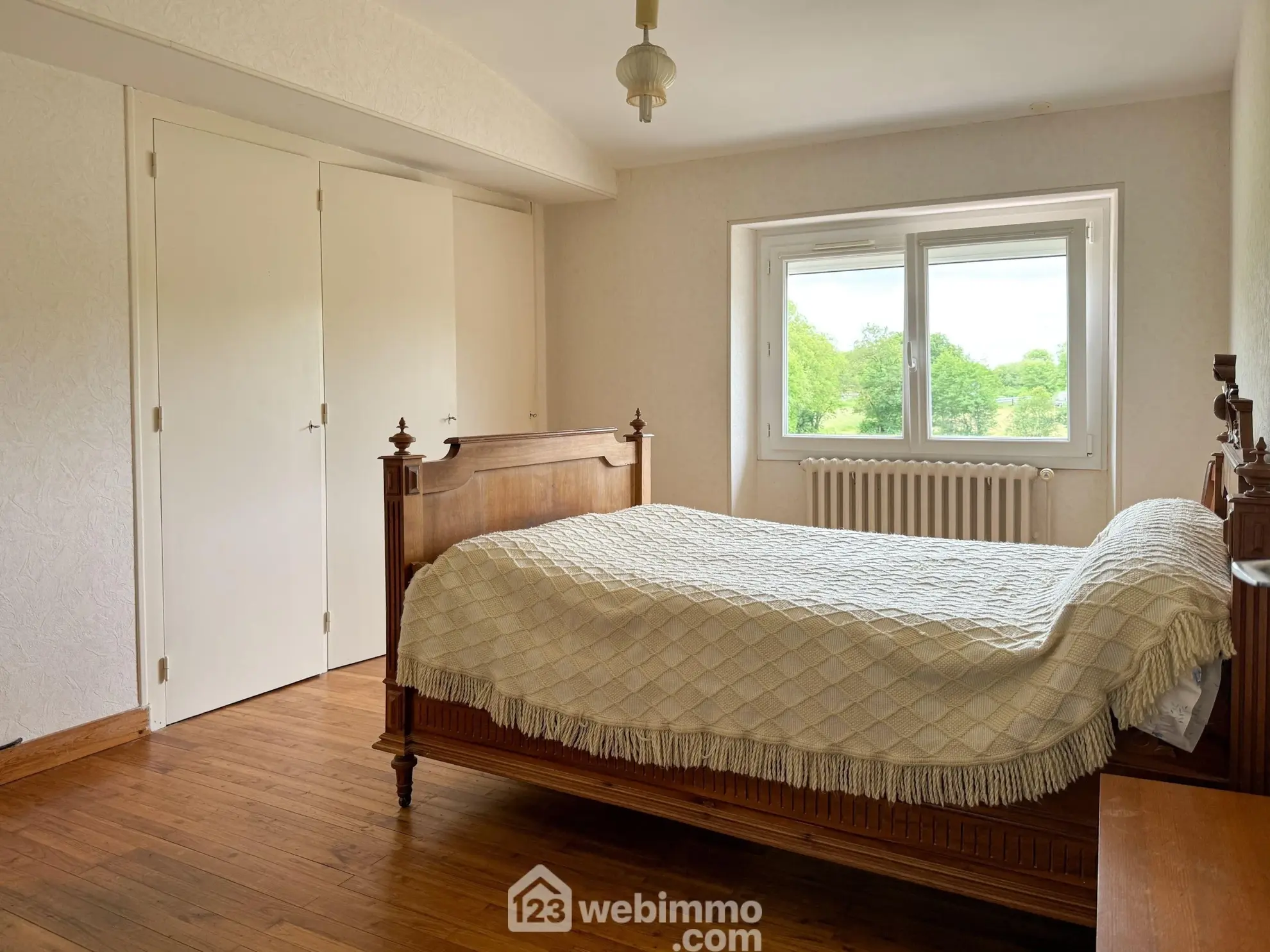 Maison en pierre à Sévremont avec jardin et garage - 116m² 
