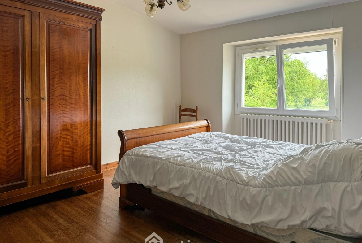 Maison en pierre à Sévremont avec jardin et garage - 116m² 