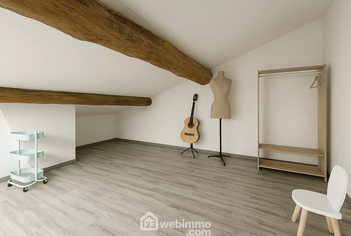 Maison de village à Combas de 110m² avec 2 appartements louables séparément 