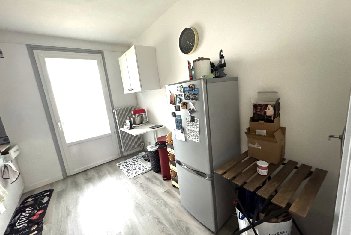 Appartement 4 pièces loué à Roanne proche centre, bon investissement 