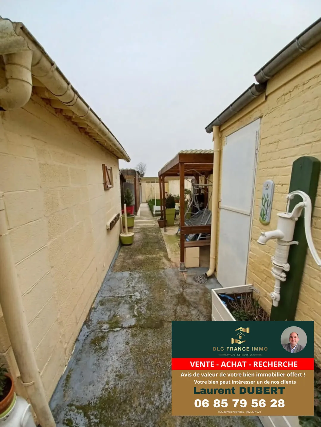 Maison mitoyenne de plain-pied à Leval – 2 chambres, jardin, car-port 