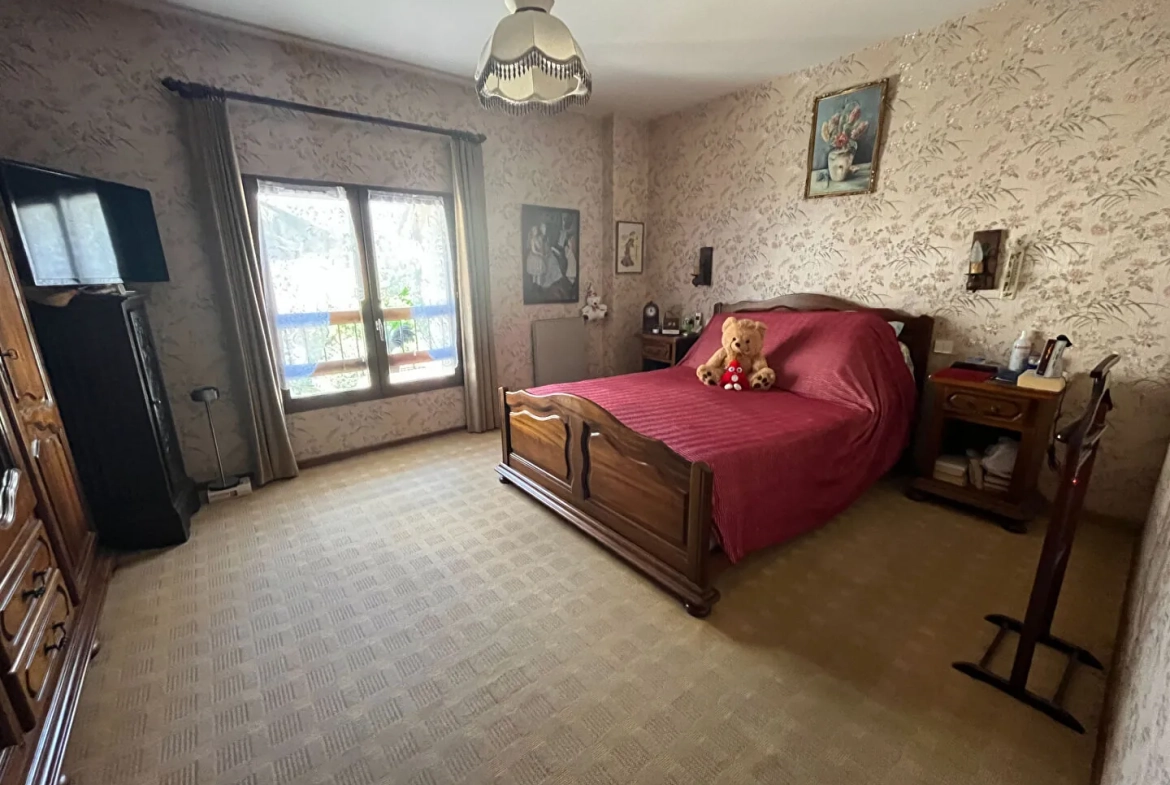 Maison en viager avec deux appartements indépendants à Savines-le-Lac 