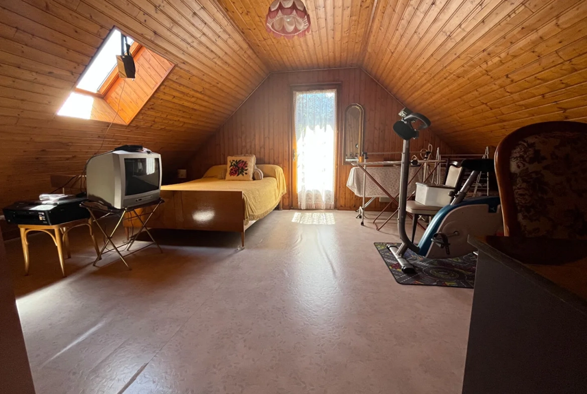Maison en viager avec deux appartements indépendants à Savines-le-Lac 