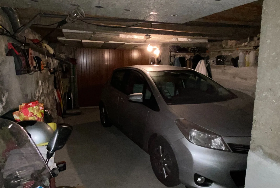Maison en viager avec deux appartements indépendants à Savines-le-Lac 