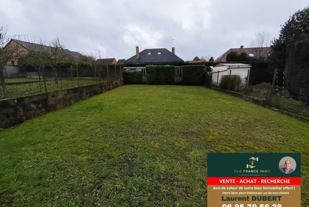 Maison semi-individuelle à vendre à Aulnoye-Aymeries - 3 chambres, garage et terrain de 723 m² 