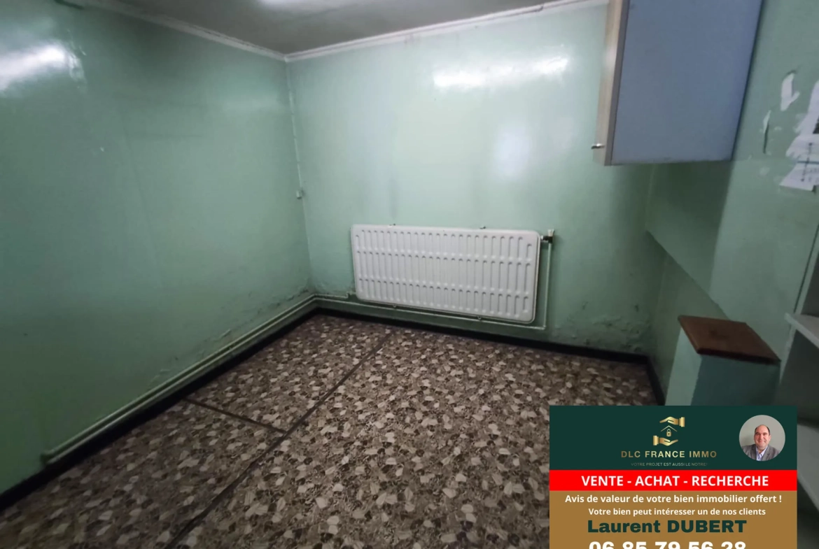 Maison semi-individuelle à vendre à Aulnoye-Aymeries - 3 chambres, garage et terrain de 723 m² 