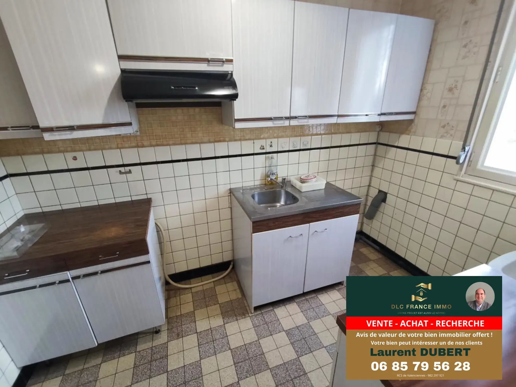 Maison semi-individuelle à vendre à Aulnoye-Aymeries - 3 chambres, garage et terrain de 723 m² 