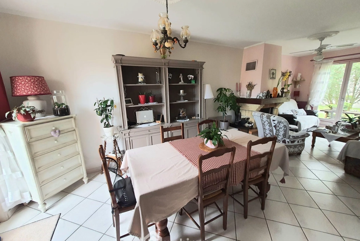 Maison à Écuelles de 116 m² avec terrasse, garage et 4 chambres 