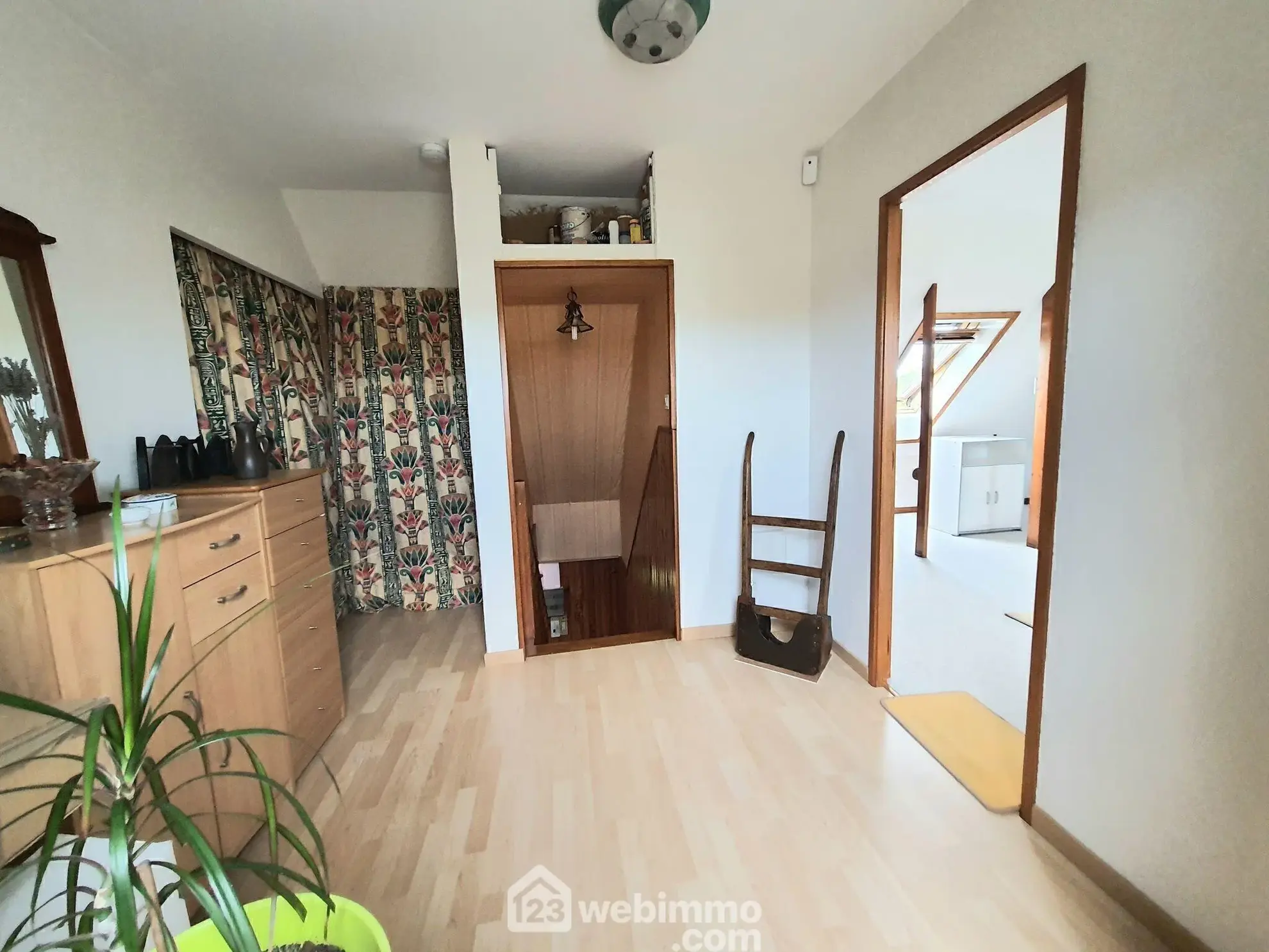 Maison à Écuelles de 116 m² avec terrasse, garage et 4 chambres 