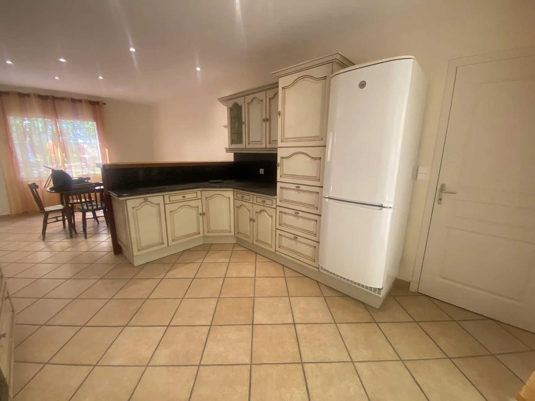 Maison de plain-pied à vendre à Villeneuve-sur-Vère, proche d'Albi, 105 m² avec jardin et dépendance 