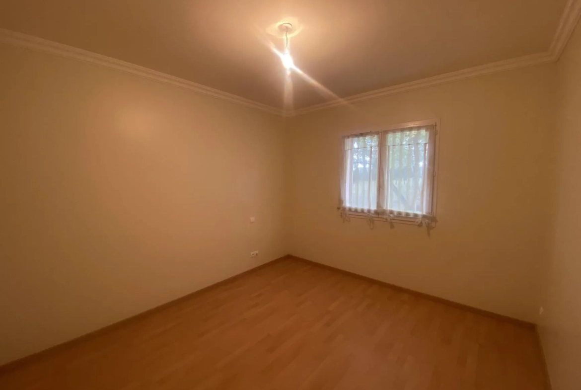 Maison de plain-pied à vendre à Villeneuve-sur-Vère, proche d'Albi, 105 m² avec jardin et dépendance 