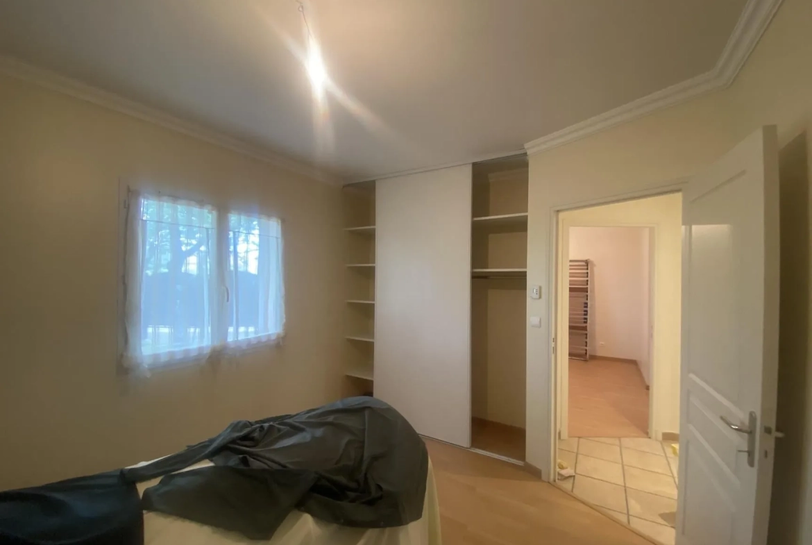 Maison de plain-pied à vendre à Villeneuve-sur-Vère, proche d'Albi, 105 m² avec jardin et dépendance 