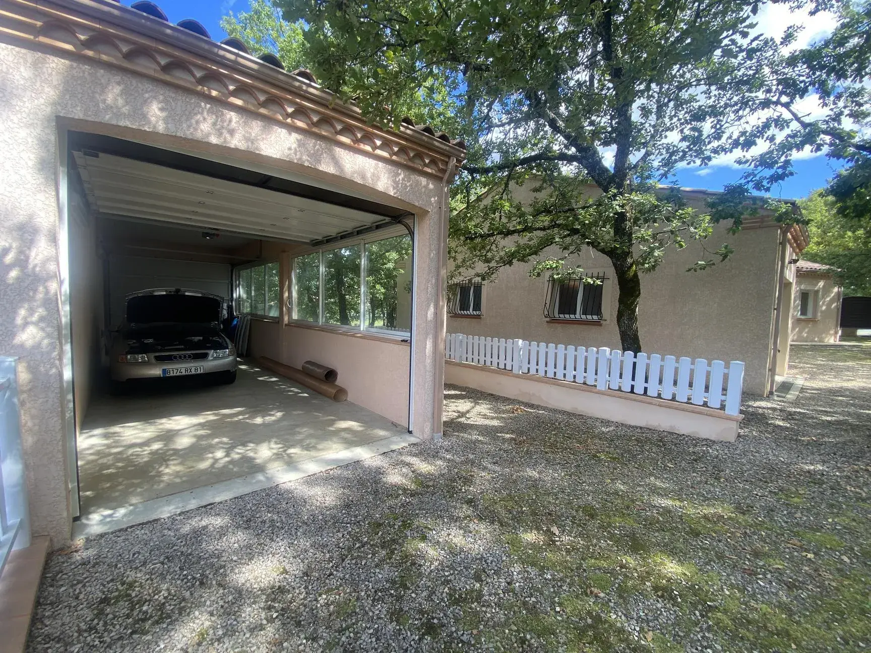 Maison de plain-pied à vendre à Villeneuve-sur-Vère, proche d'Albi, 105 m² avec jardin et dépendance 