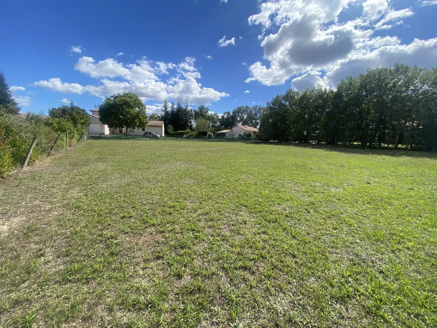 Maison de plain-pied à vendre à Villeneuve-sur-Vère, proche d'Albi, 105 m² avec jardin et dépendance 