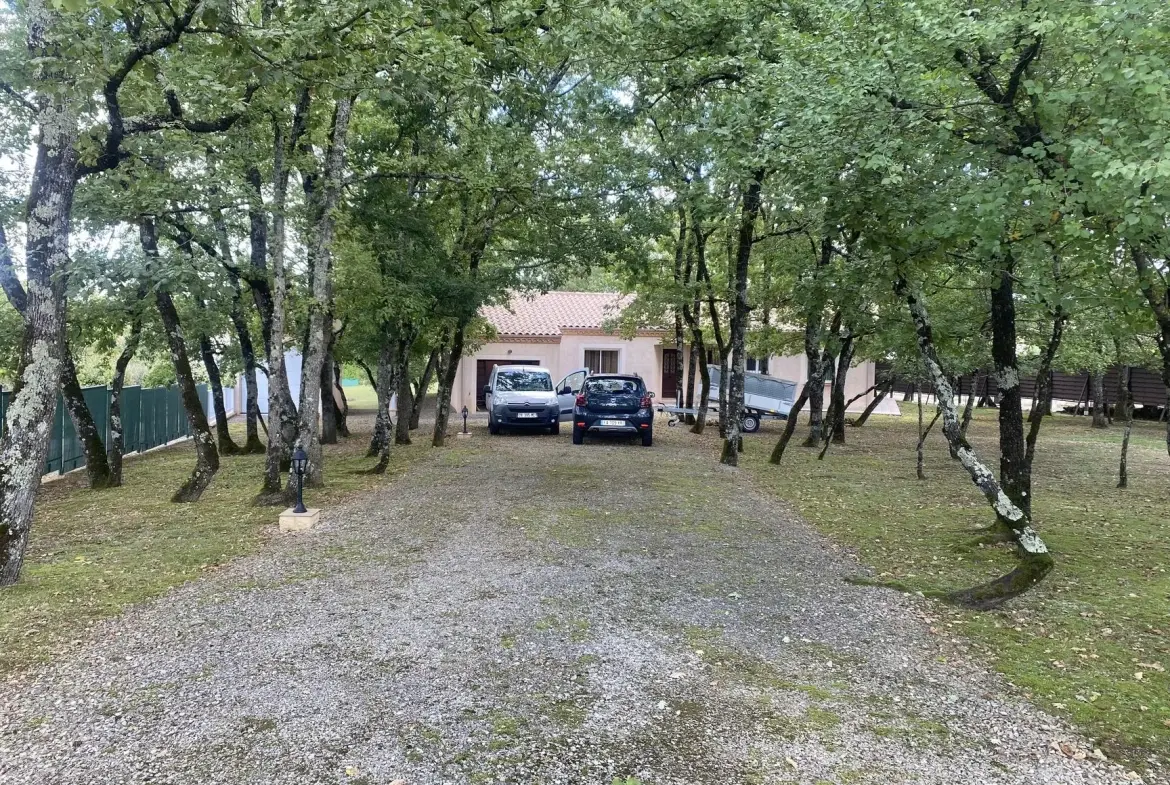 Maison de plain-pied à vendre à Villeneuve-sur-Vère, proche d'Albi, 105 m² avec jardin et dépendance 
