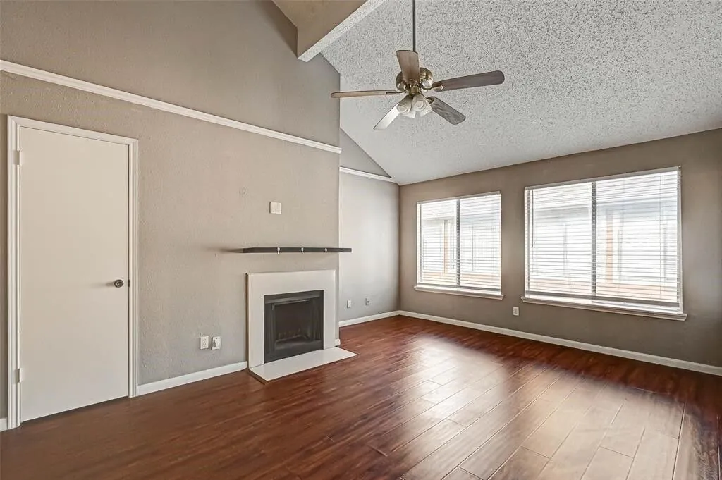 Appartement d'investissement locatif à Houston avec rendement élevé jusqu'à 12 % 
