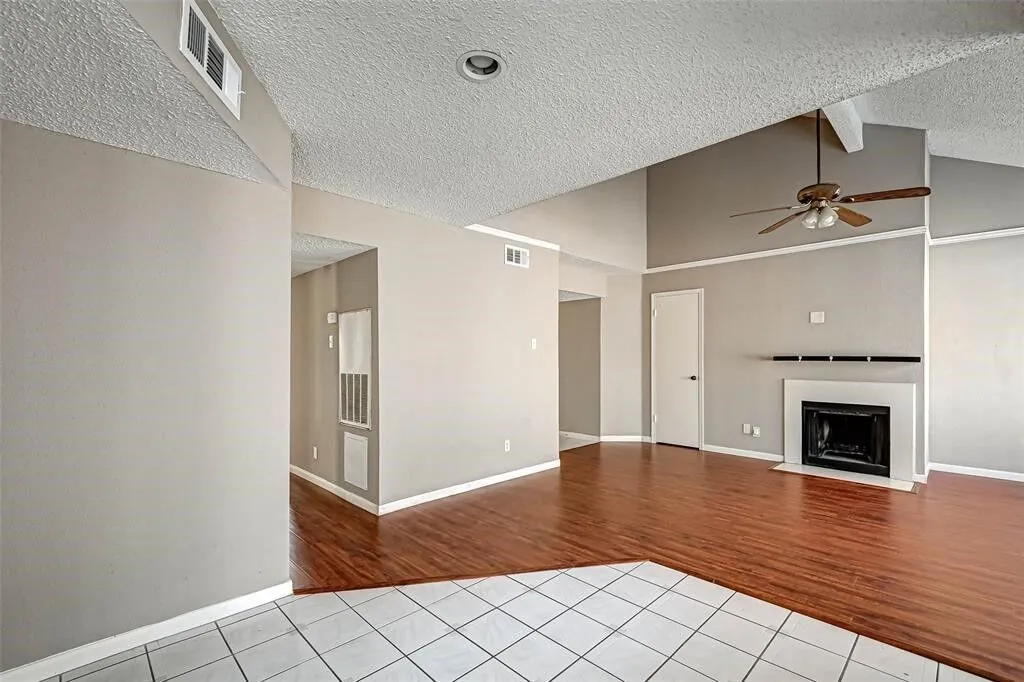 Appartement d'investissement locatif à Houston avec rendement élevé jusqu'à 12 % 