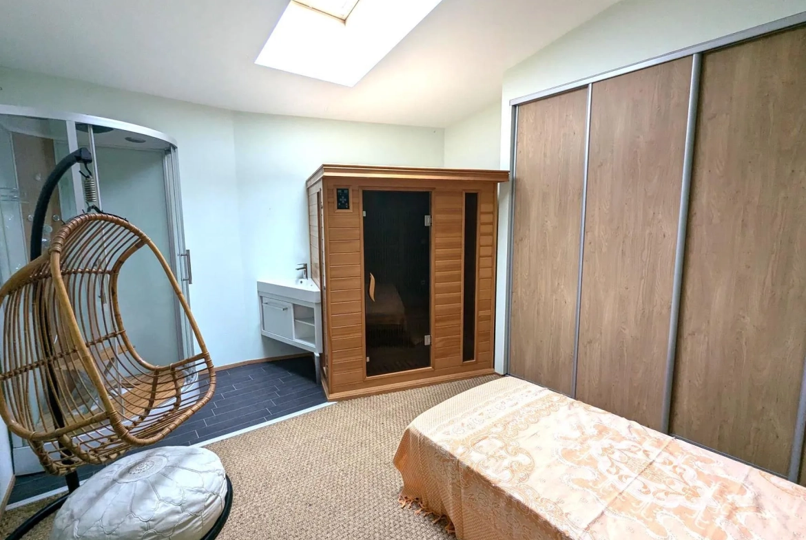 Vente maison de charme avec piscine et sauna à Rions, village médiéval 